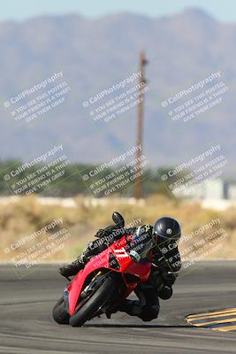 media/Oct-17-2024-Racers Edge (Thu) [[f51934c085]]/B Group/Session 4 (Turn 16)/